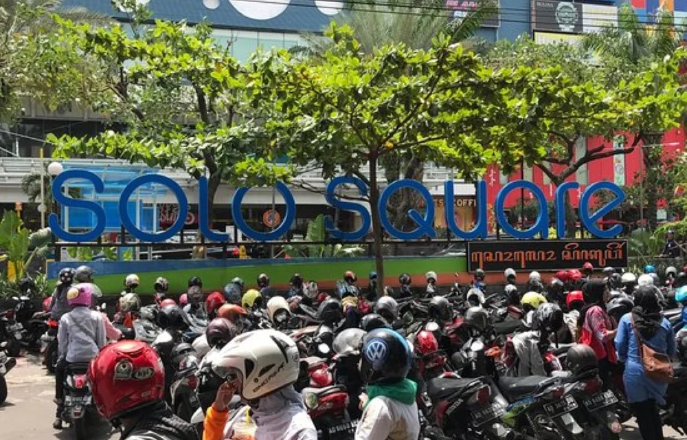 Solo Square in Sukoharjo Pictures
